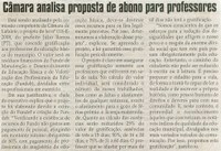 Câmara analisa proposta de abono para professores. Jornal Correio da Cidade, Conselheiro Lafaiete, 12 abr.  2008, p. 08.