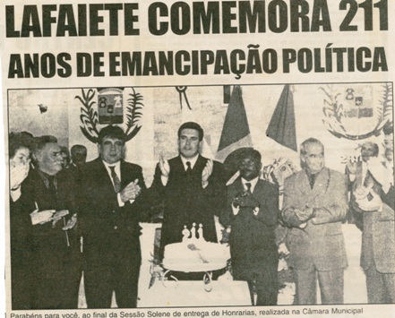 Lafaiete comemora 211 anos de emancipação política. Jornal Nova Gazeta, Conselheiro Lafaiete, 22 a 28 set. 2001, 179ª ed., p. 01.