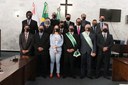 VEREADORES ELEITOS, PREFEITO E VICE-PREFEITO TOMAM POSSE DURANTE SESSÕES SOLENES DA CÂMARA MUNICIPAL